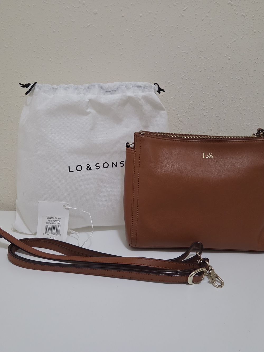 Lo & Sons Crossbody Bag- The Pearl in Nappa Leather